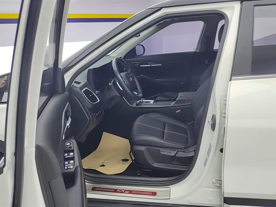 Kia Stonic 2019 car image #10
