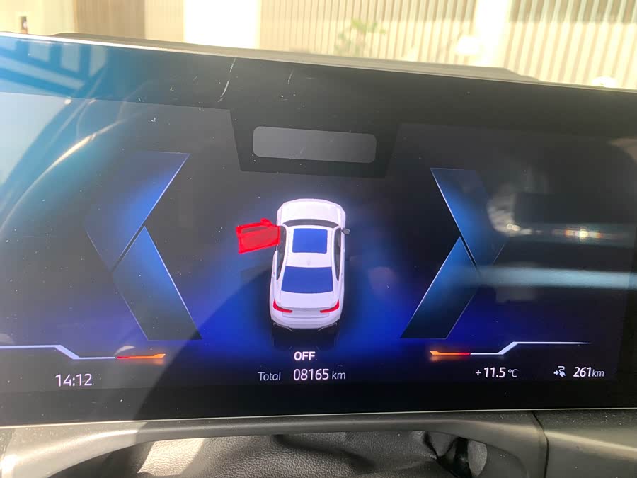 BMW i3 2024 car image #10