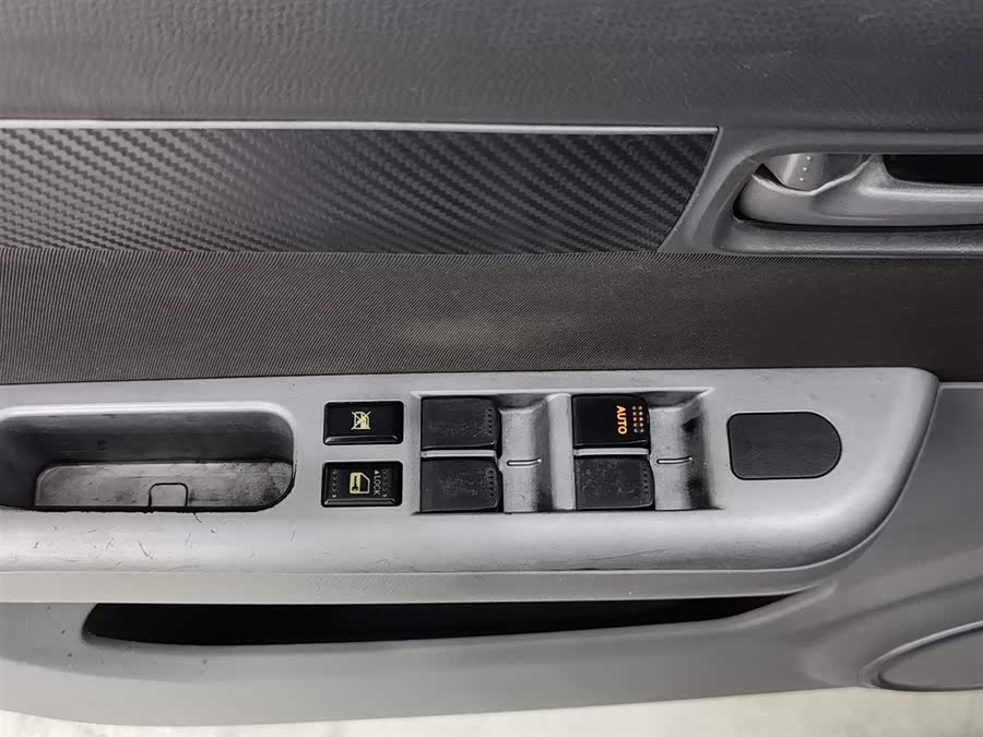 铃木 雨燕 2015 汽车图片 #10