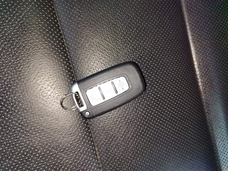 Hyundai Veloster 2016 car image #10