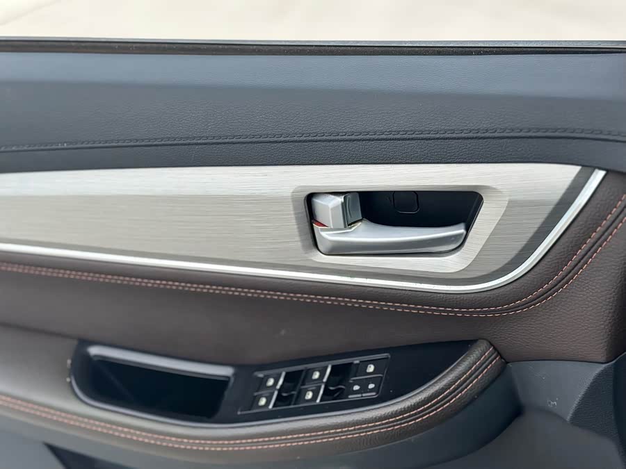 Forthing SX6 2018 #10 Forthing SX6 2018 imagen de coche #10