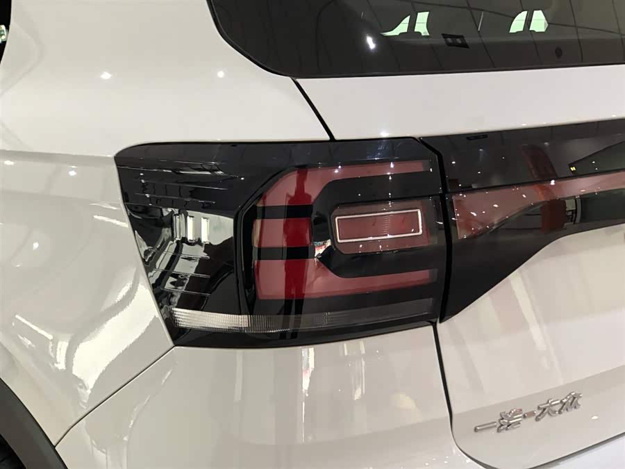 Volkswagen Tacqua 2023 #10 Volkswagen Tacqua 2023 car image #10
