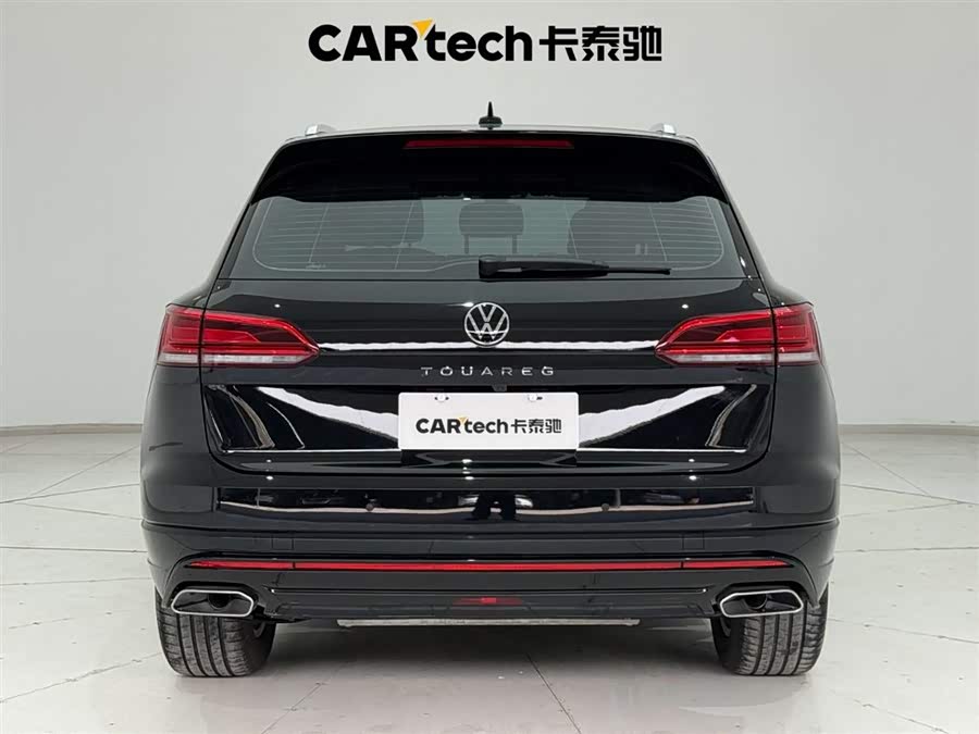Volkswagen Touareg 2023 immagine di auto #10