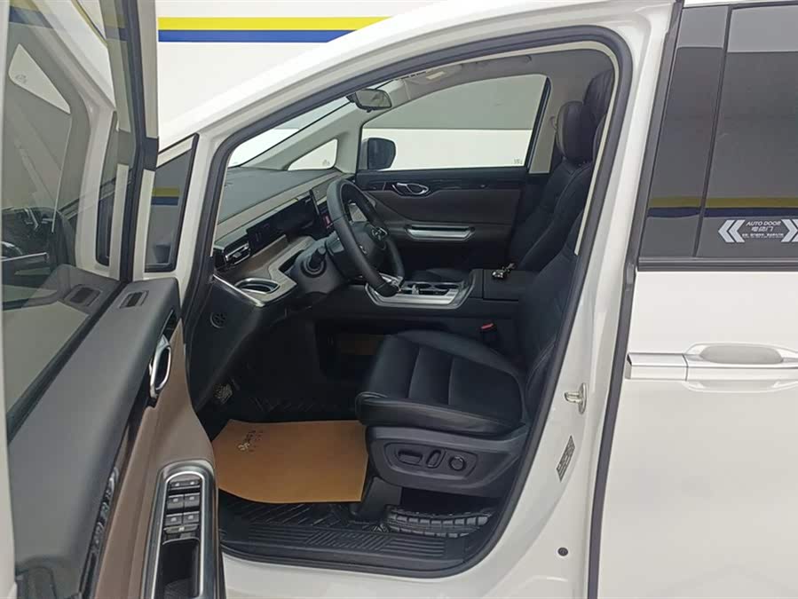 GAC Trumpchi E8 2024 car image #10