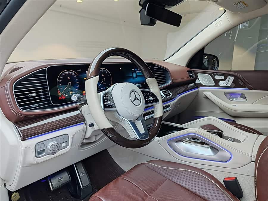Mercedes-Benz Maybach GLS 2022 car image #10