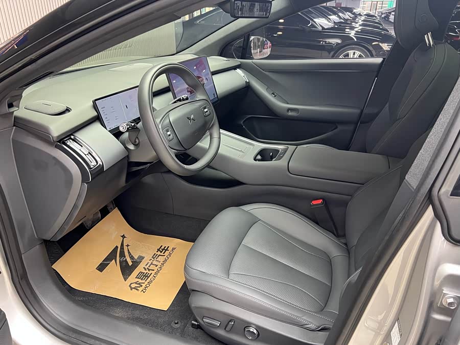 Xpeng P7+ 2025 car image #10
