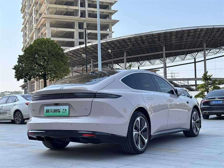 NIO ET5 2025 #10 NIO ET5 2025 car image #10