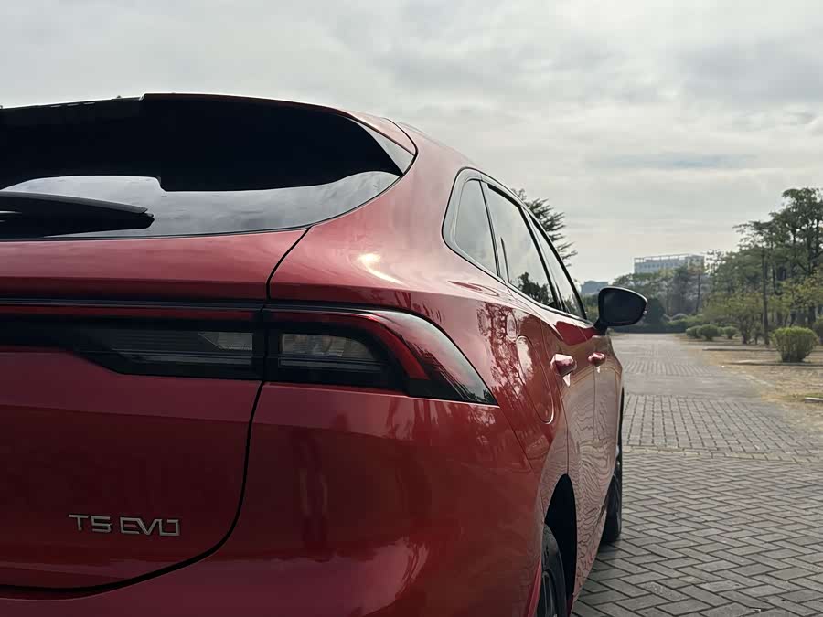 Forthing T5 EVO 2021 image de voiture #10