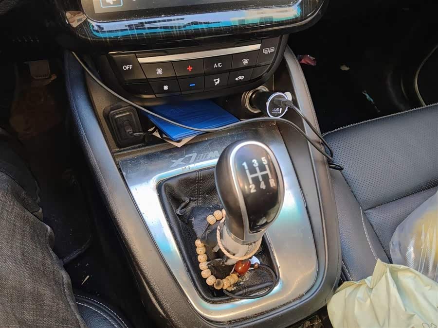 SWM X7 2018 #10 SWM X7 2018 car image #10