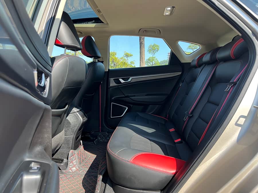 GEELY Emgrand GS 2021 car image #10