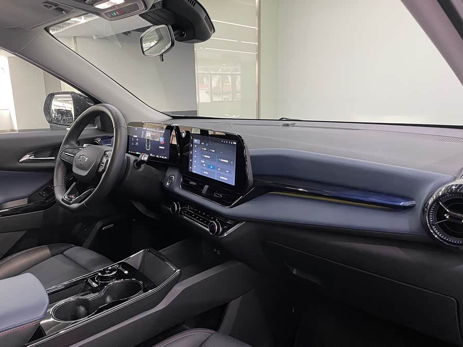 Chevrolet Equinox Plus 2024 #10 Chevrolet Equinox Plus 2024 car image #10