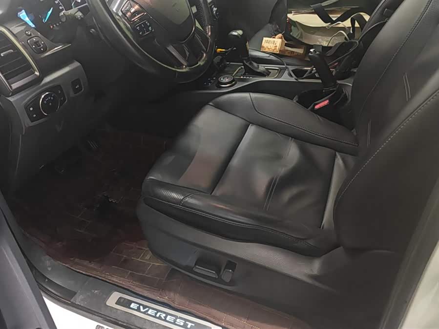 Ford Everest 2016 car image #10