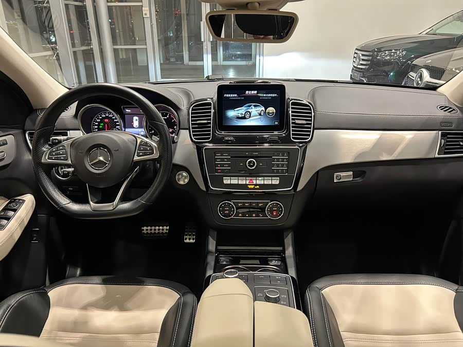 Mercedes-Benz GLE Coupe AMG 2018 car image #10