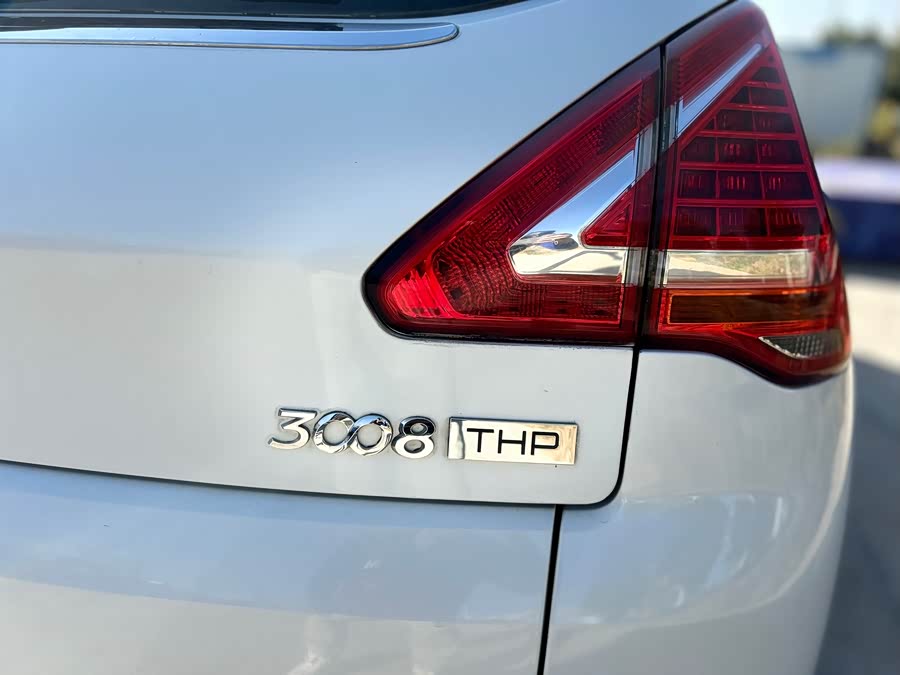 Peugeot 3008 2013 image de voiture #10