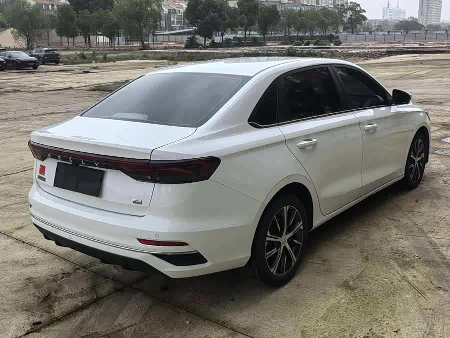 GEELY Emgrand 2023 car image #10