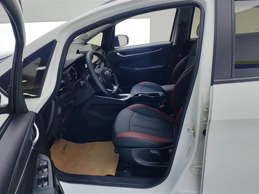GEELY Vision X3 2021 car image #10