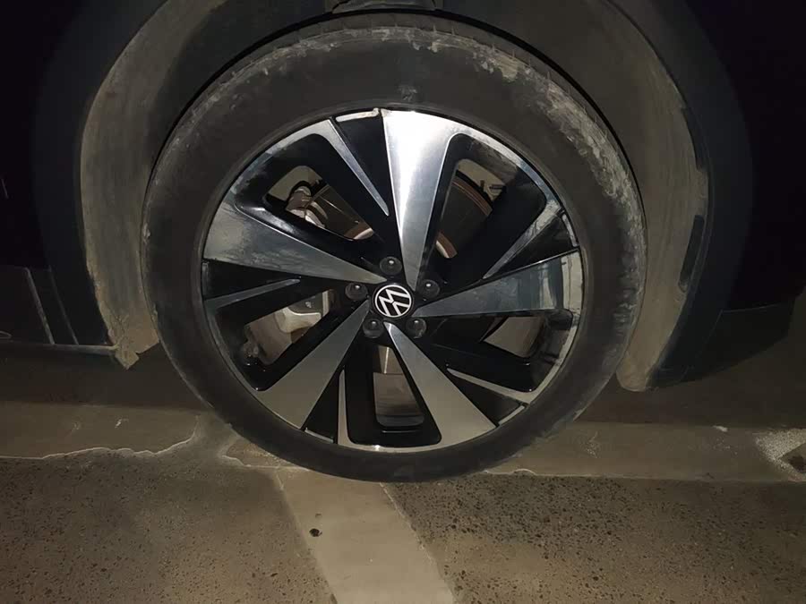 Volkswagen ID.6 X 2022 car image #10