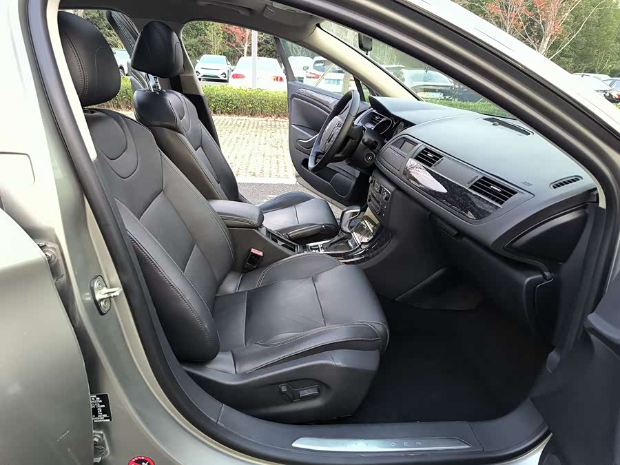 雪铁龙 雪铁龙C5 2013 汽车图片 #10