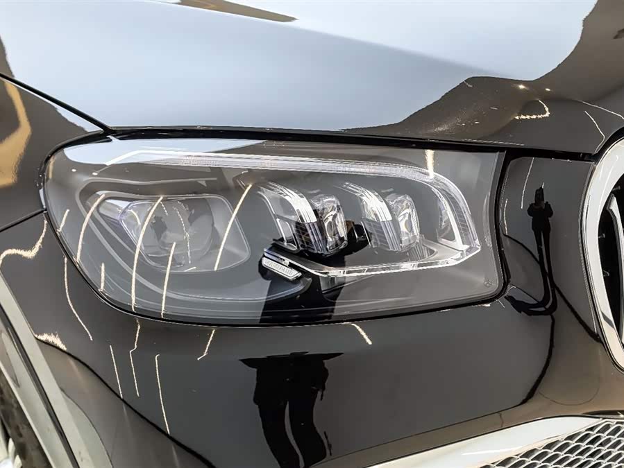 Mercedes-Benz Maybach GLS 2021 car image #10