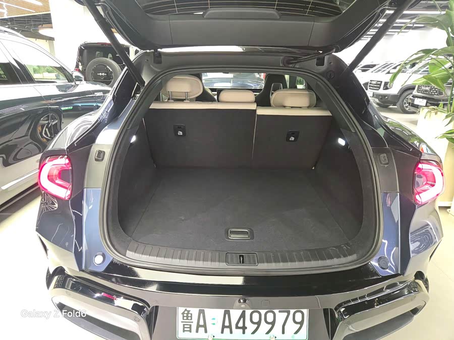 MI YU7 2025 car image #10