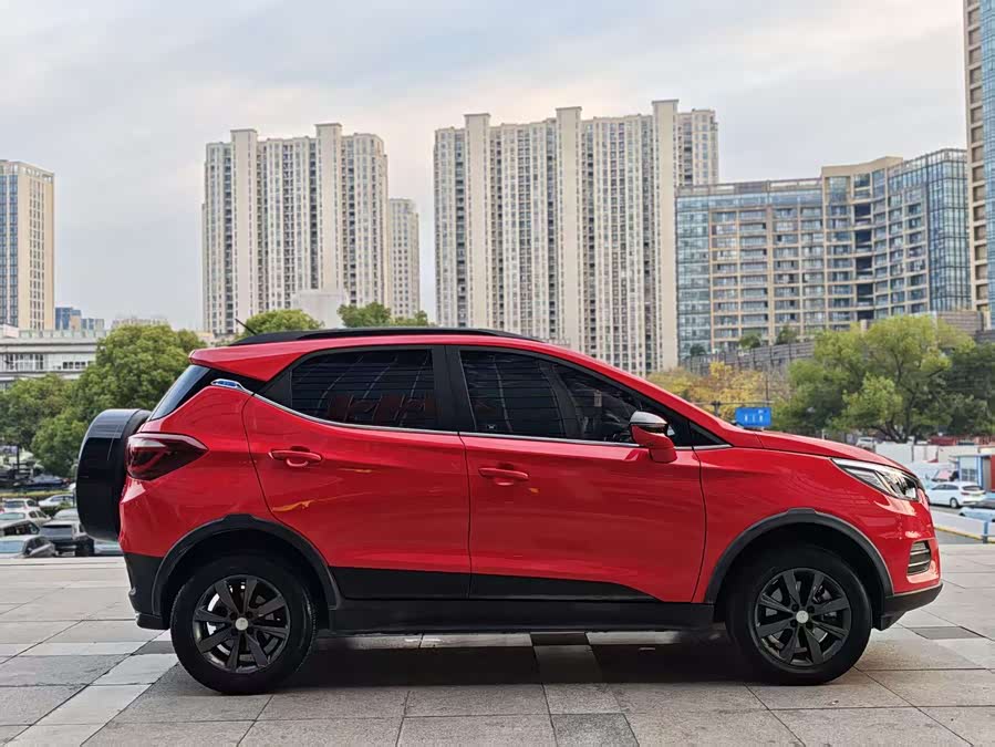 BYD Yuan New Energy 2018 car image #10