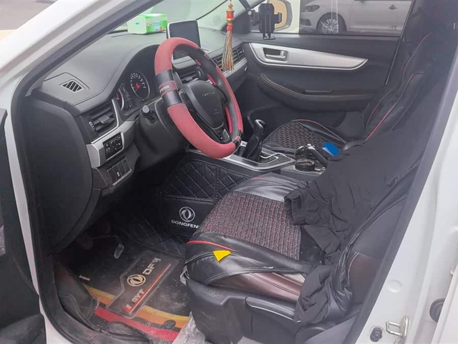 Forthing T5 2022 صورة سيارة #10