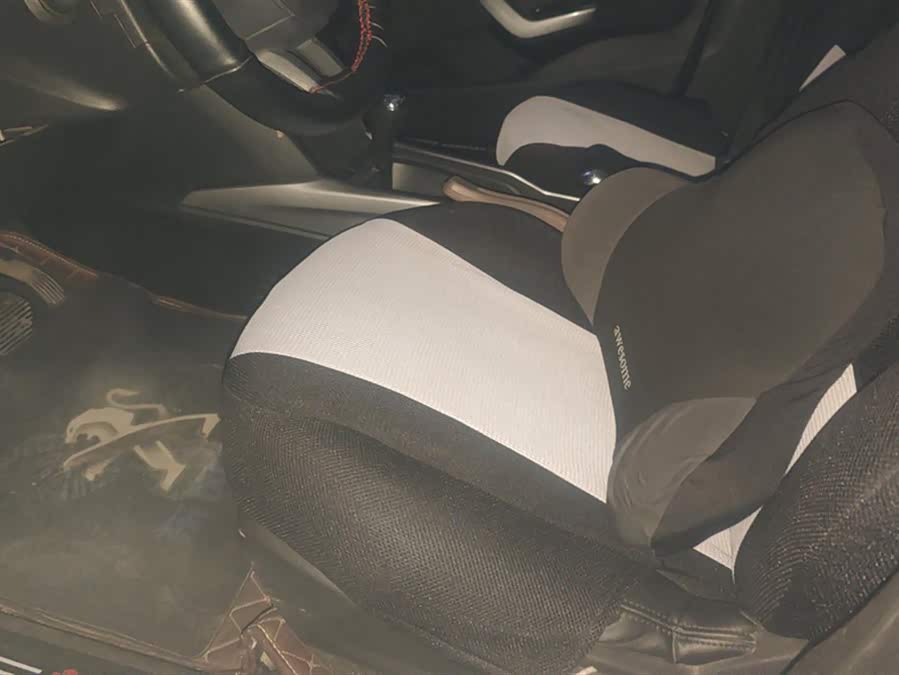 Peugeot 2008 2016 car image #10