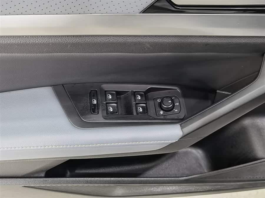 Volkswagen Lavida 2022 car image #10