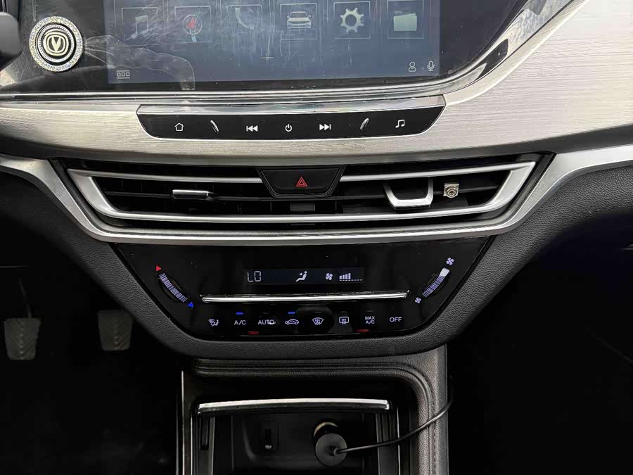 Changan CS35 Plus 2020 image de voiture #10