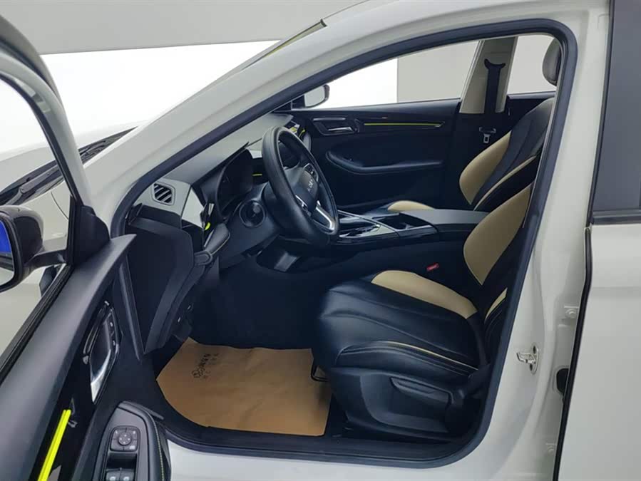 Roewe i5 2022 car image #10