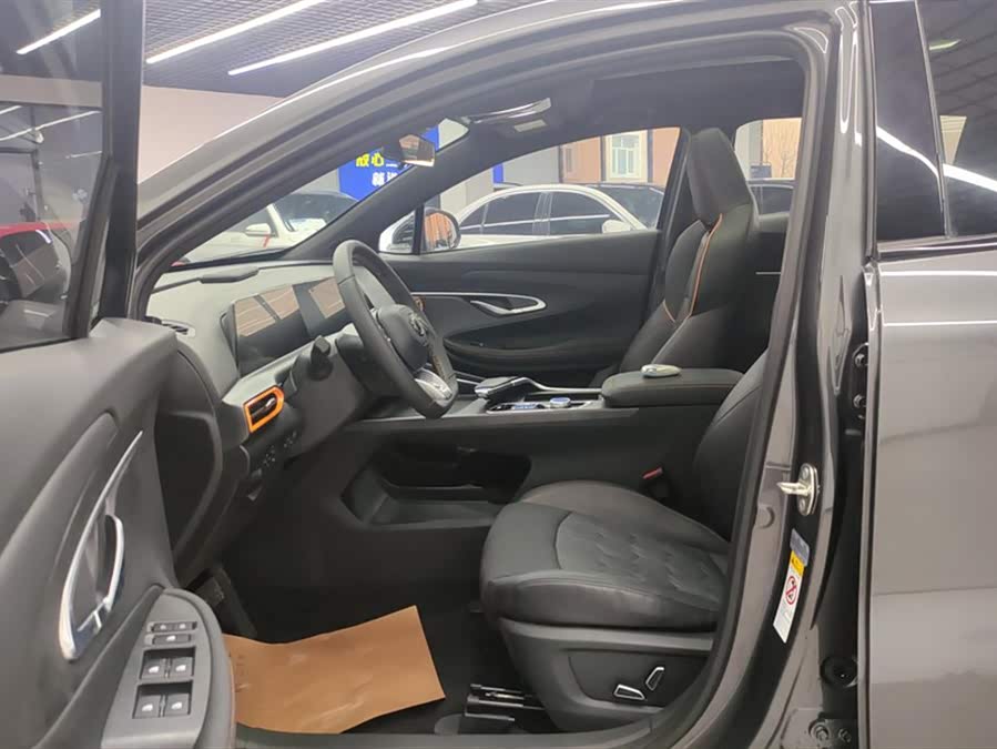 Changan UNI-T 2022 immagine di auto #10