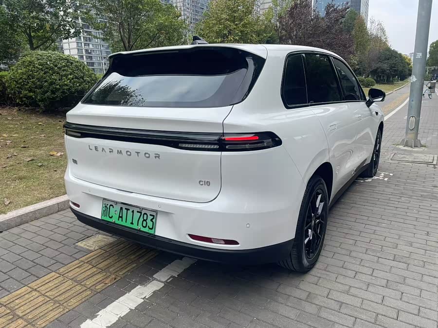 零跑汽车 零跑C10 2024 汽车图片 #10