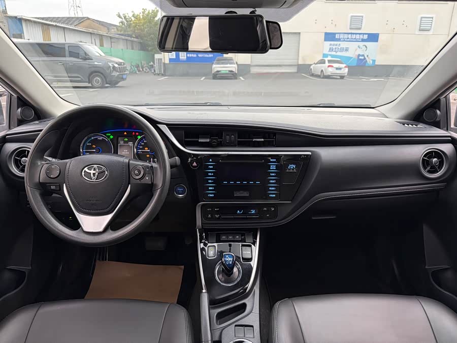 Toyota Corolla Hybird E+ 2020 immagine di auto #10