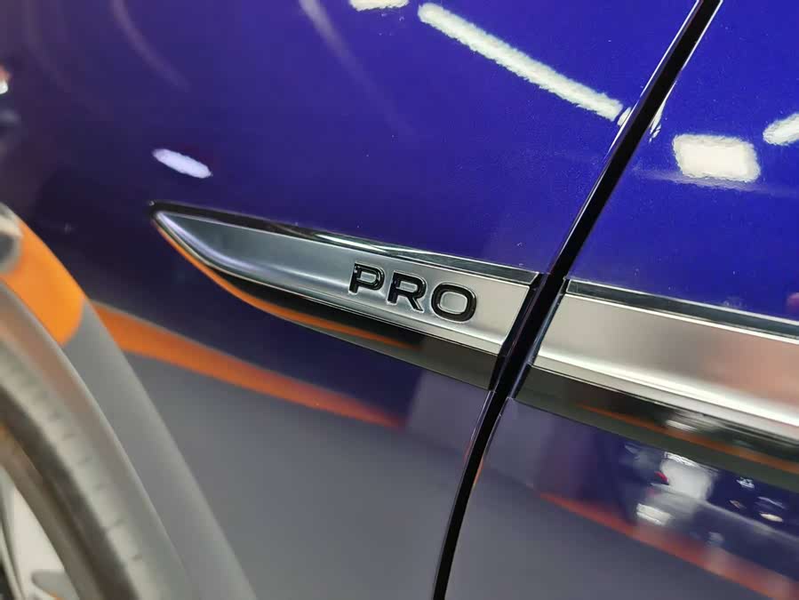 Volkswagen ID.6 X 2022 #10 Volkswagen ID.6 X 2022 car image #10