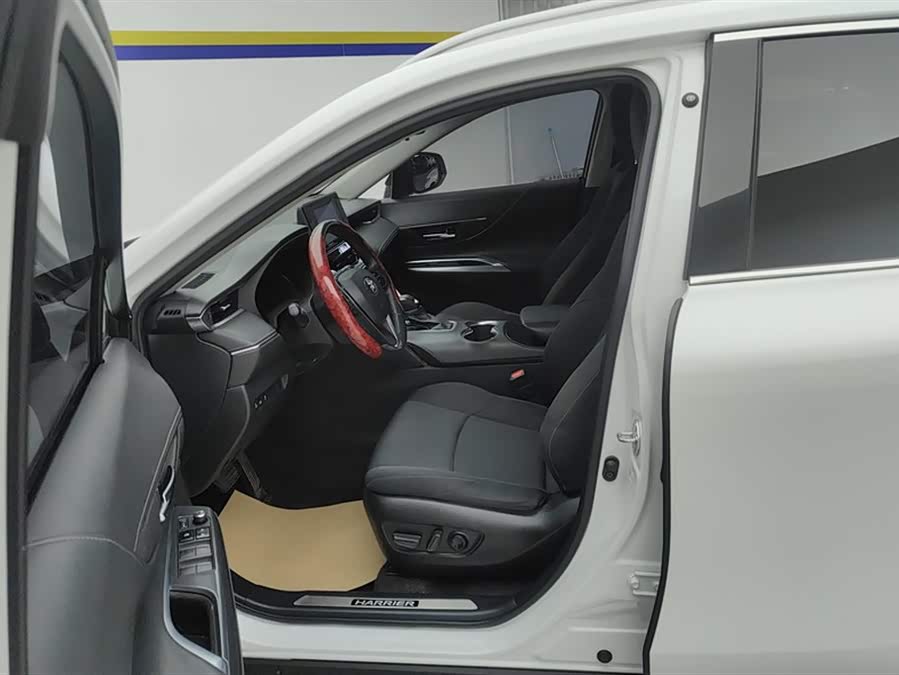 Toyota Harrier 2022 immagine di auto #10