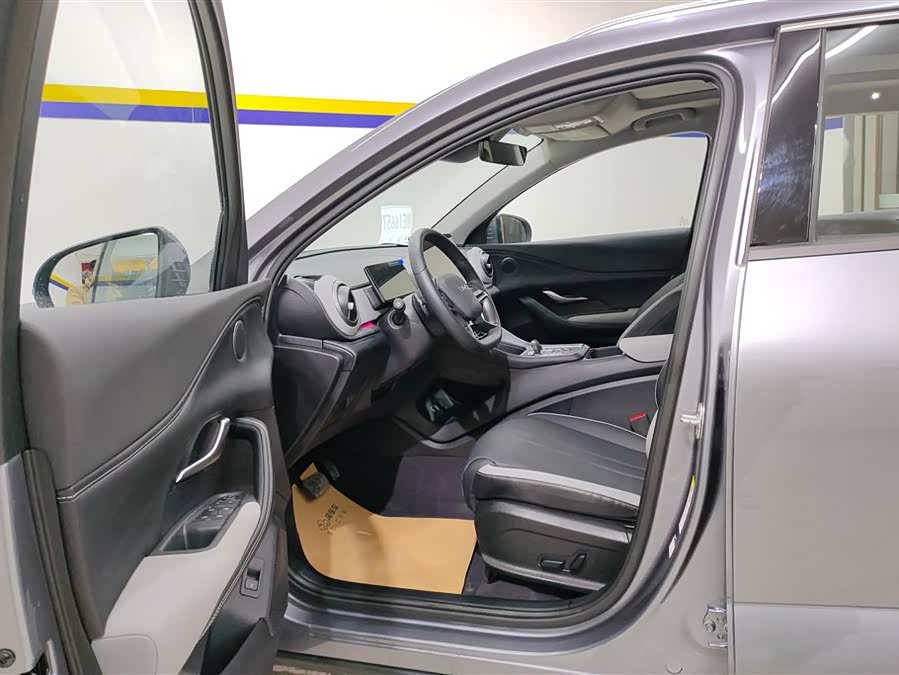 BYD Sea Lion 05 DM-i 2025 car image #10