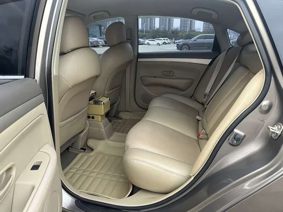 Nissan Sylphy 2015 #10 Nissan Sylphy 2015 image de voiture #10
