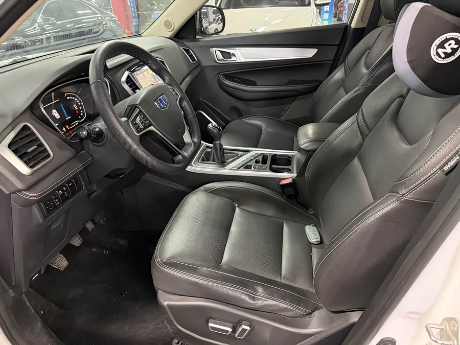 GEELY Vision X6 2019 car image #10