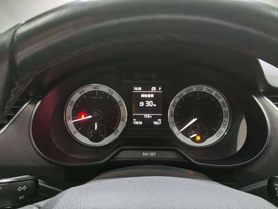 Skoda Octavia 2017 #10 Skoda Octavia 2017 car image #10