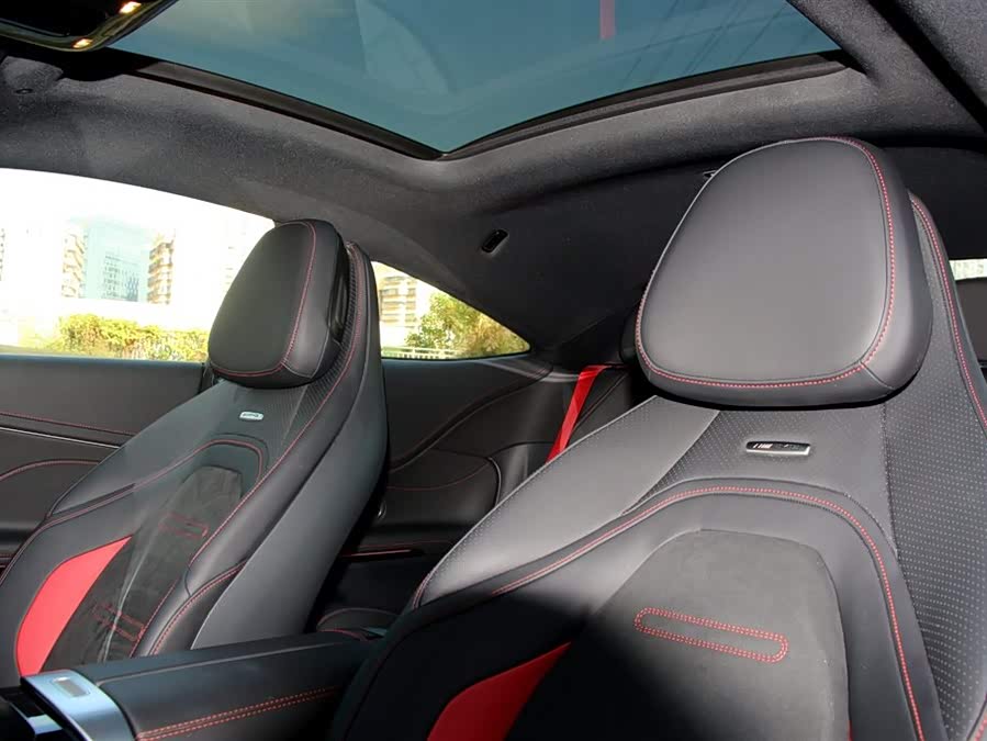 Mercedes-Benz CLE AMG 2025 immagine di auto #10