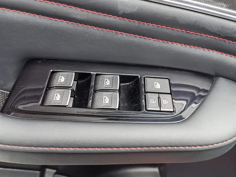 Forthing T5 EVO 2020 car image #10