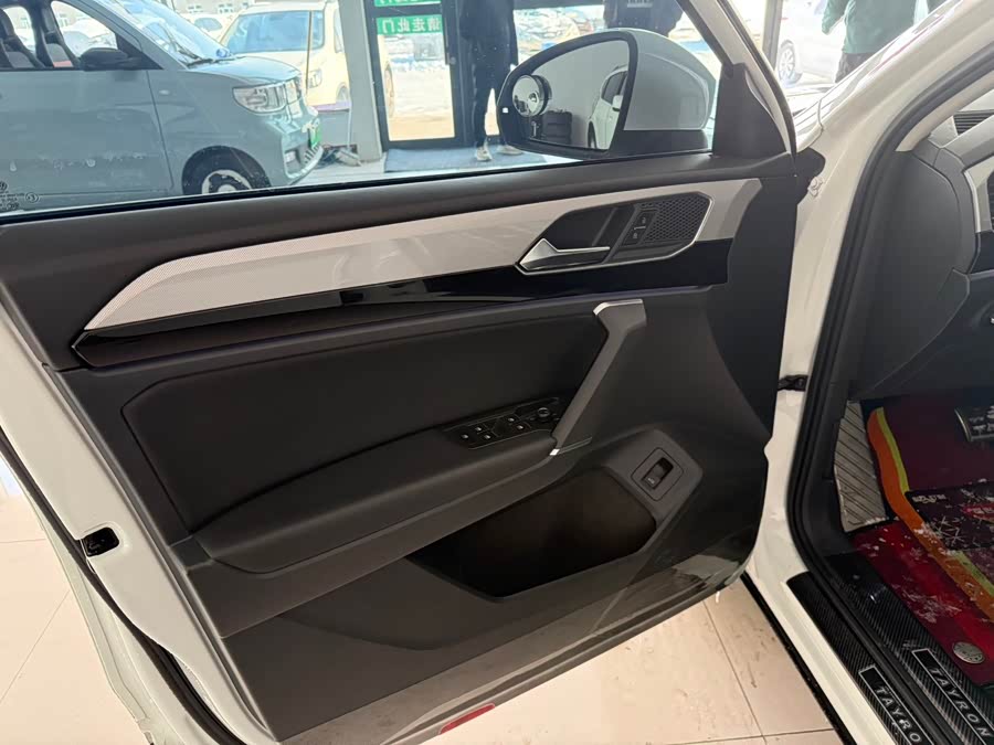 Volkswagen Tayron 2021 car image #10