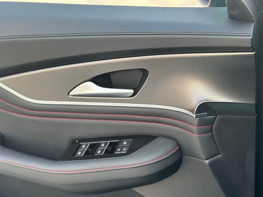 Forthing T5 EVO 2021 car image #10