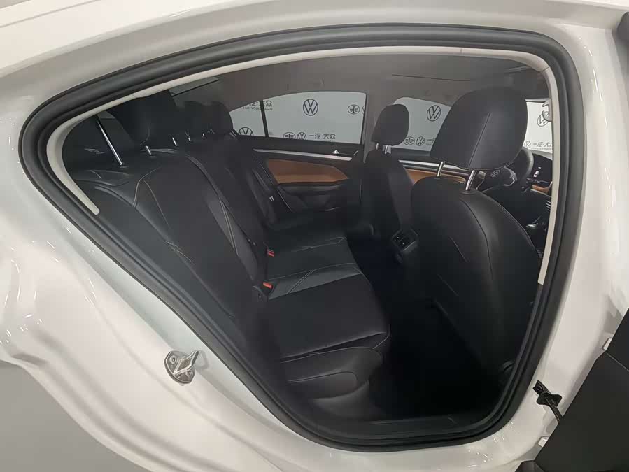 Volkswagen Bora 2024 car image #10