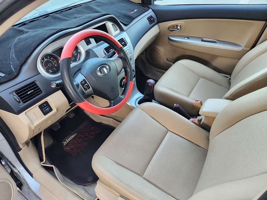 Great Wall C30 2011 car image #10