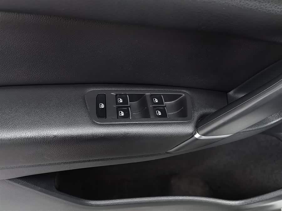 大众 高尔夫·嘉旅 2019 汽车图片 #10