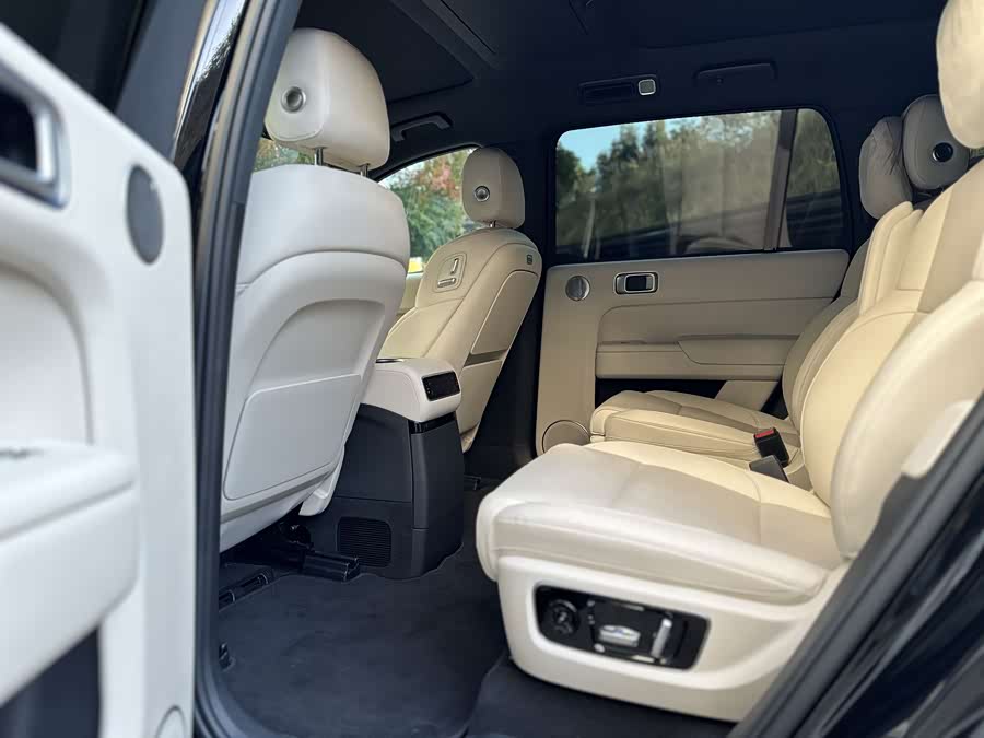 Li L9 2025 image de voiture #10