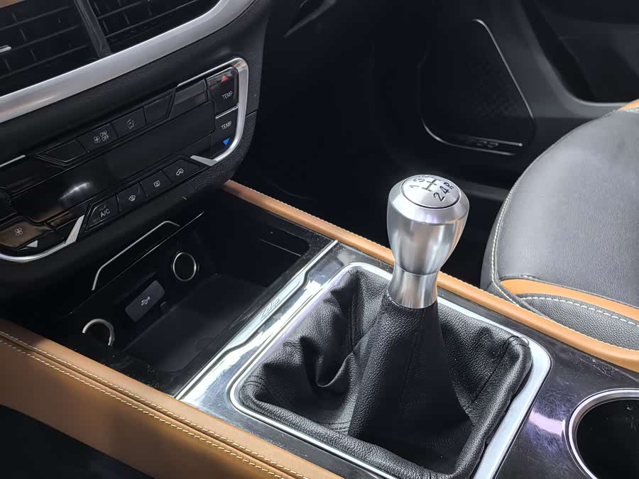 众泰 众泰T300 2017 汽车图片 #10