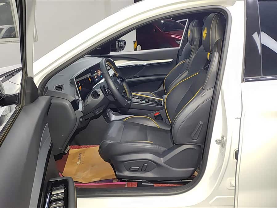 MG 5 Scorpio 2023 car image #10