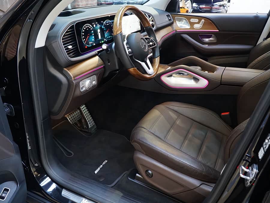 Mercedes-Benz GLS Class 2022 immagine di auto #10